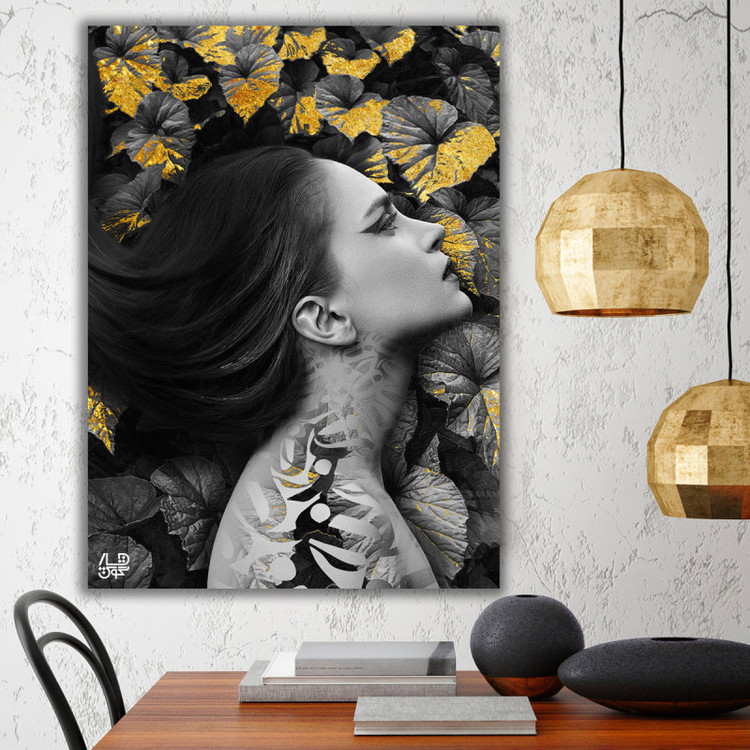 تابلو مدرن نقاشی دیجیتال بانوی پاییزی و هاء هویت نگاهی رو به فراتر از گالری چارگوش مدل 2728