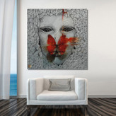 تابلو مدرن ایرانی پروانه ای بر لبان سکوت، چهره ای با چشمانی کهکشانی اثر گالری چارگوش مدل 2906