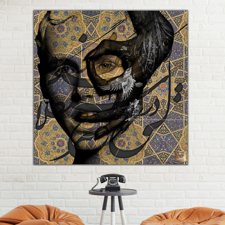 تابلوی نقاشی دیجیتال بانوی حیران در میان نقش و نگار ایرانی از گالری چارگوش مدل 2743