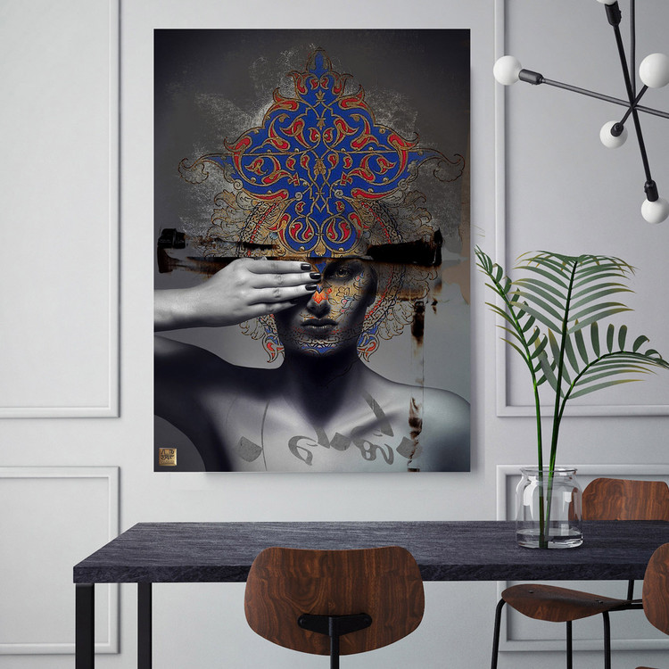 تابلو جان من و جهان من، دختری با دستی بر چشمش با غزلی از مولانا اثر گالری چارگوش مدل 2875